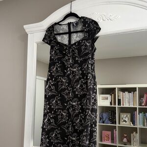 Tropical skull midi dress